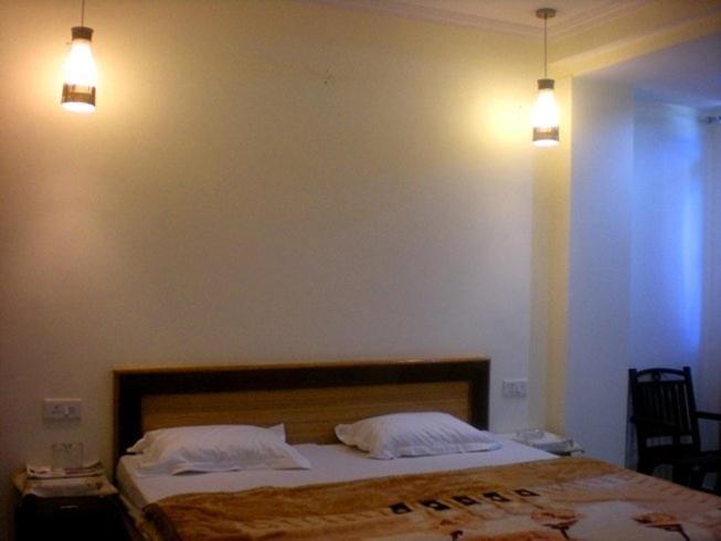 Hotel Ganesha Inn Tapovan Room photo