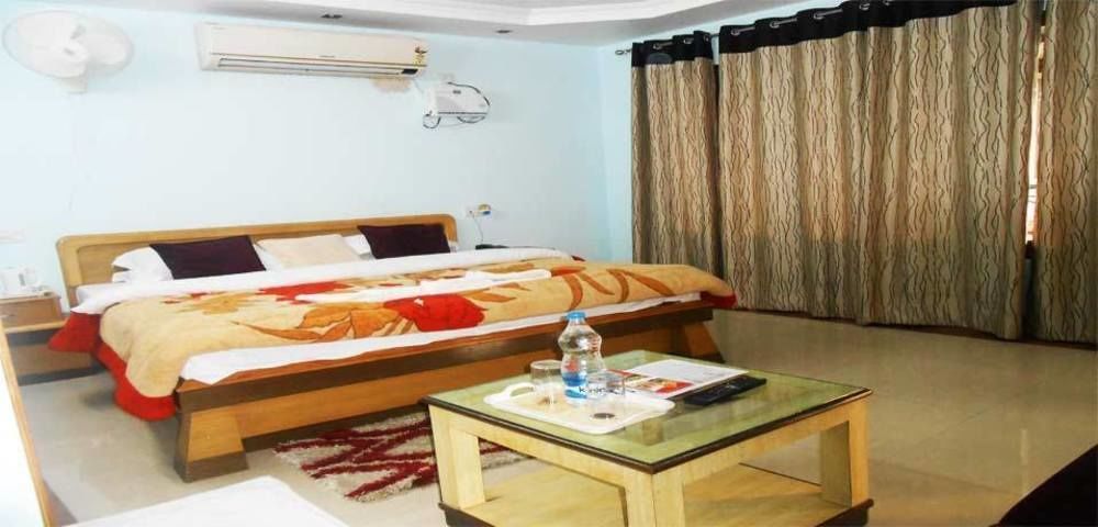Hotel Ganesha Inn Tapovan Exterior photo